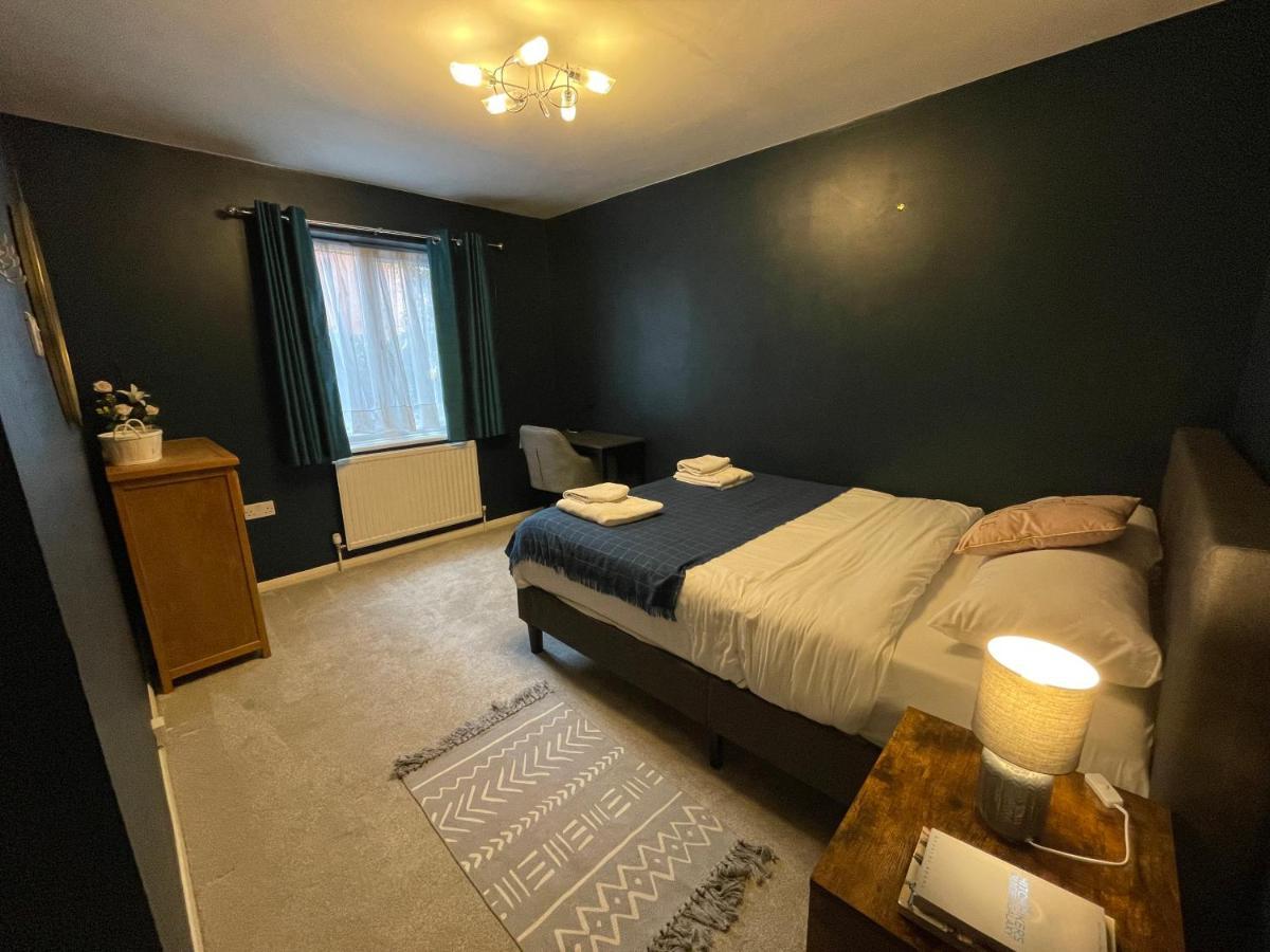 2 Bedroom Apartment Near Southfields Londýn Exteriér fotografie